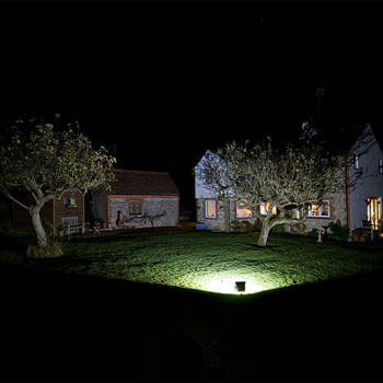 backyard led flood lights