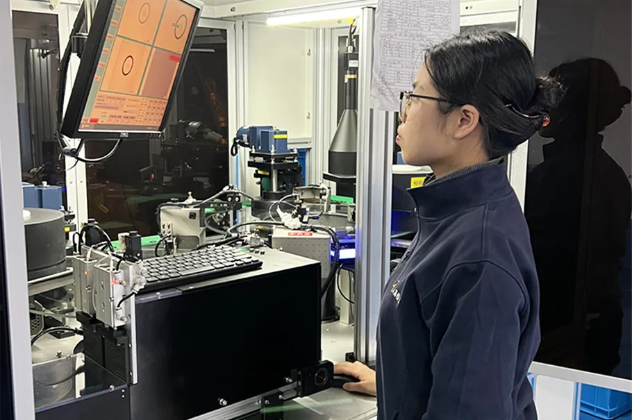 page-902-600 Strict Quality Control