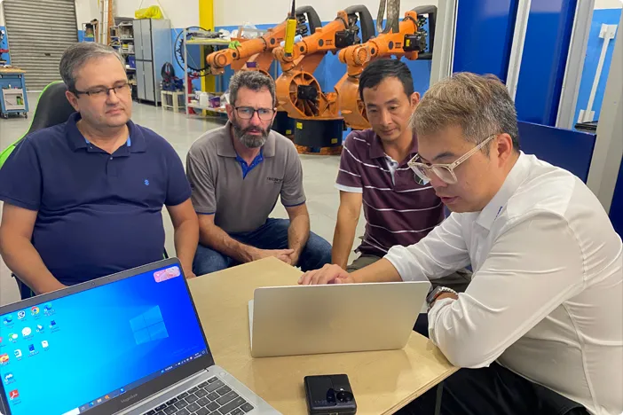 page-634-422 training-img1